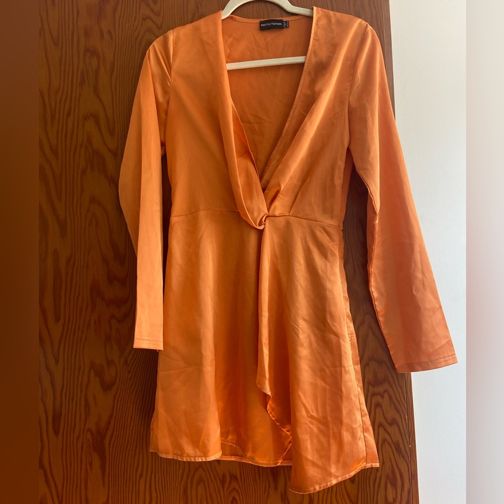 Pretty Little Thing long sleeve dress